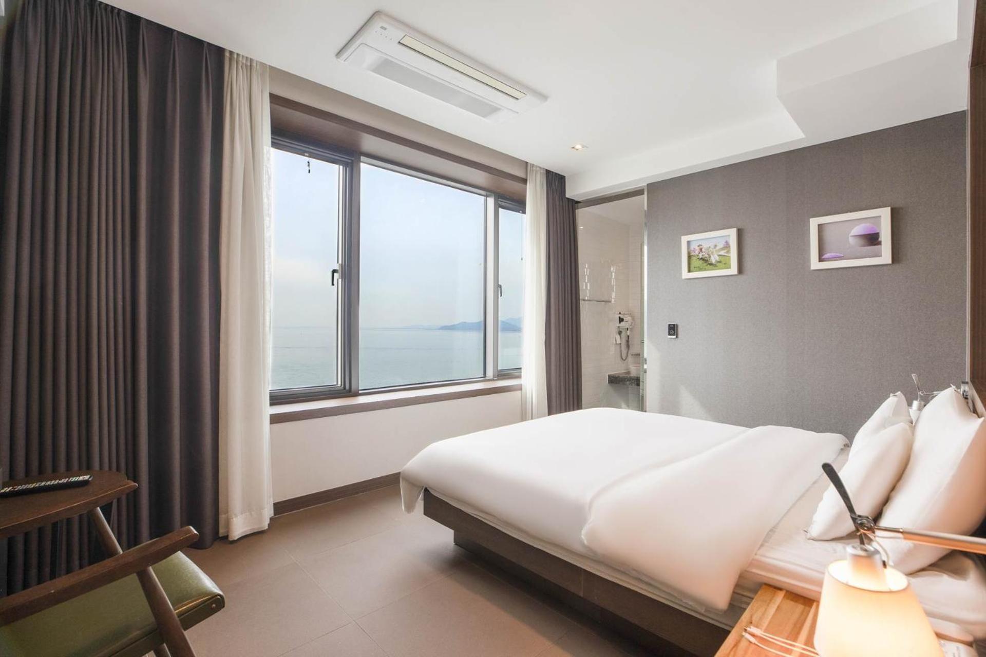 Incheon Blue Marine Hotel Exterior photo