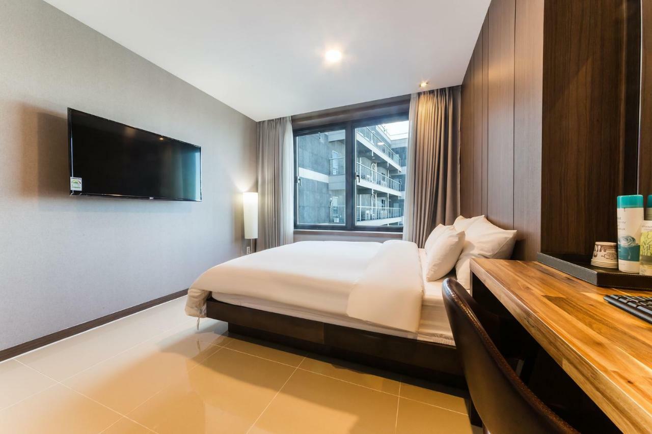 Incheon Blue Marine Hotel Exterior photo